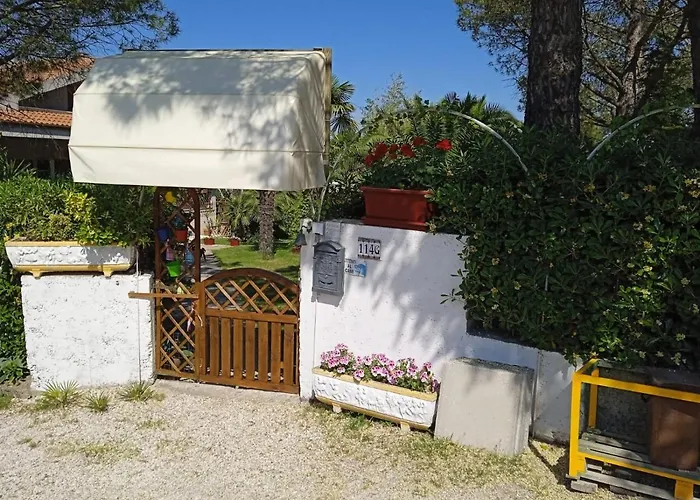 L\'Isola Che Non C\'E
